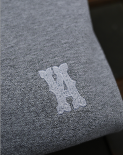 YA EMBROIDERED CREWNECK